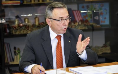 Batinić odgovara na prozivke: "HDZ-ovci ne lažite i ne tro&scaron;ite mi vrijeme; produženi boravak kreće!"