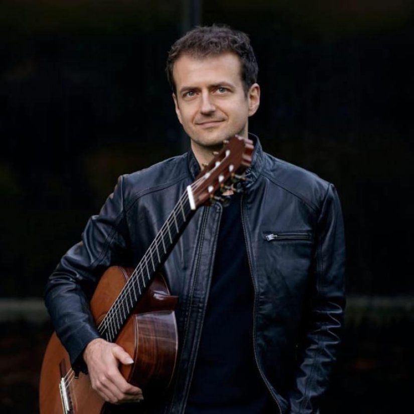 Na otvorenju Gitarskog festivala nastupa Goran Krivokapić, jedan od najtraženijih gitarista dana&scaron;njice