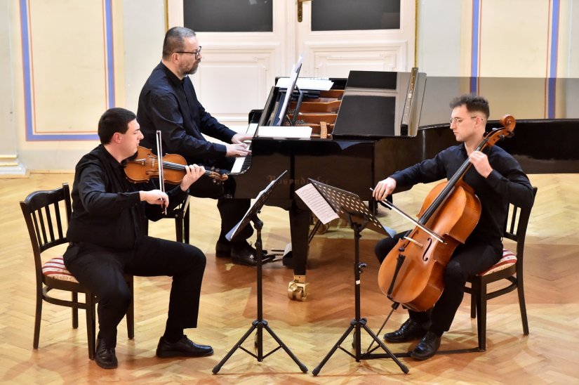 Prvi koncert četvrte sezone Varaždinskog trija: Atraktivni program uz solisticu Hanu Ilčić