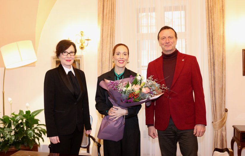 FOTO Gradonačelnik Neven Bosilj održao prijem za glumicu Helenu Minić povodom osvajanje nagrade Zlatni studio