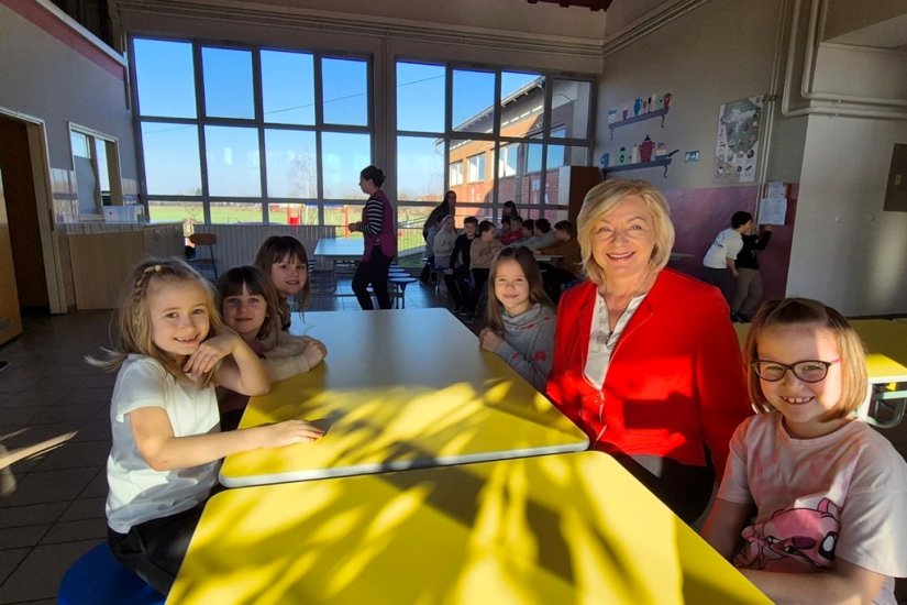 FOTO Ulaganja u produženi boravak, prijevoz i opremu O&Scaron; &Scaron;emovec