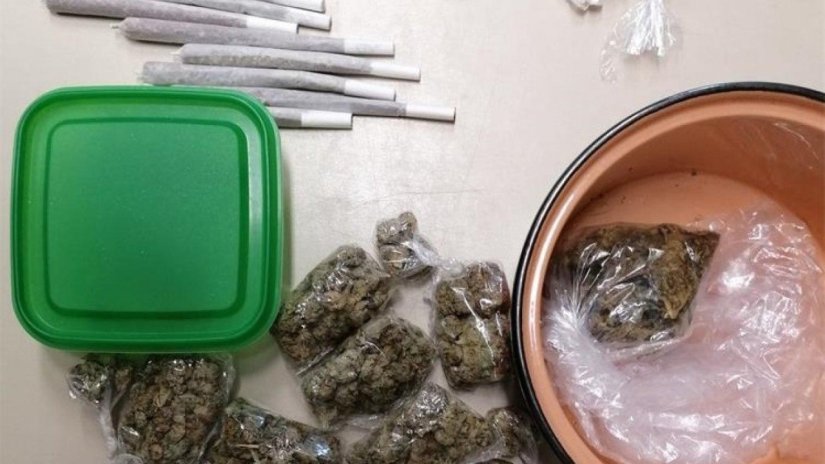 Prilikom pretrage obiteljske kuće pronađena marihuana, speed, kokain i "čarobne" gljive