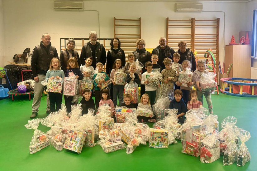 Barokeri dojurili u vrtić u Dravskoj i darivali mali&scaron;ane uoči Uskrsa