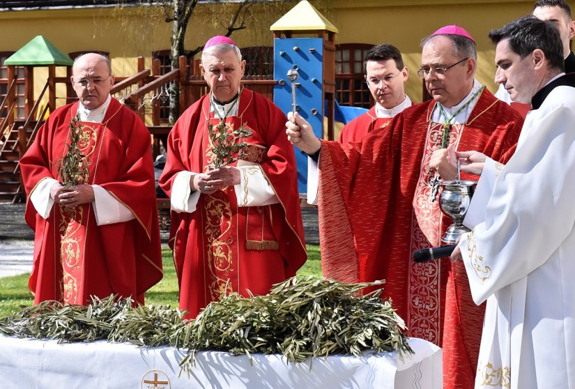 Varaždin ulazi u Veliki tjedan: sredi&scaron;nje slavlje na Cvjetnicu u katedrali, u Lepoglavi križni put