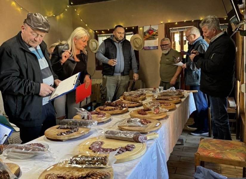 FOTO U Ko&scaron;kovcu nastavljena tradicija ocjenjivanja najboljih salama