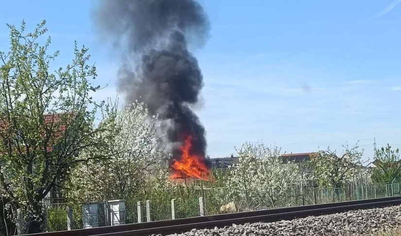 Izgorjela drvena konstrukcija krovi&scaron;ta pomoćnog objekta u Gornjem Kućanu