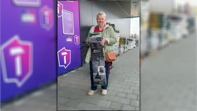 Sretna dobitnica preuzela dobitak tijekom Vrtnog sajma