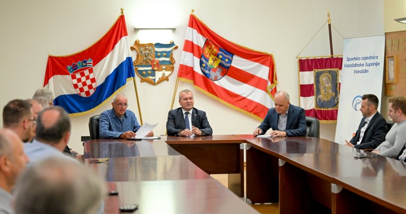 Župan Anđelko Stričak s predstavnicima sportskih klubova i udruga: &bdquo;Sredstva koja osiguravamo za sport je ulaganje u budućnost&ldquo;