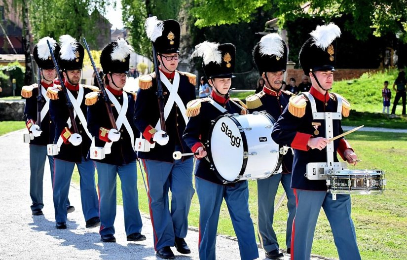 Ove subote glasni pucanj posvećen Sportsko plesnom klubu Valcer