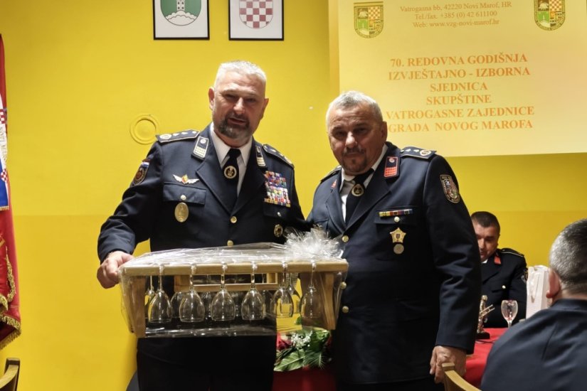 FOTO Nedeljko Vukalović ponovno izabran za predsjednika Vatrogasne zajednice Grada Novog Marofa
