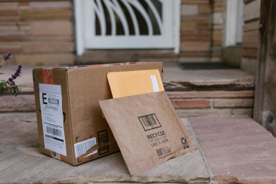 Za svaki proizvod u paketu s dalekog trži&scaron;ta - 3 eura carine
