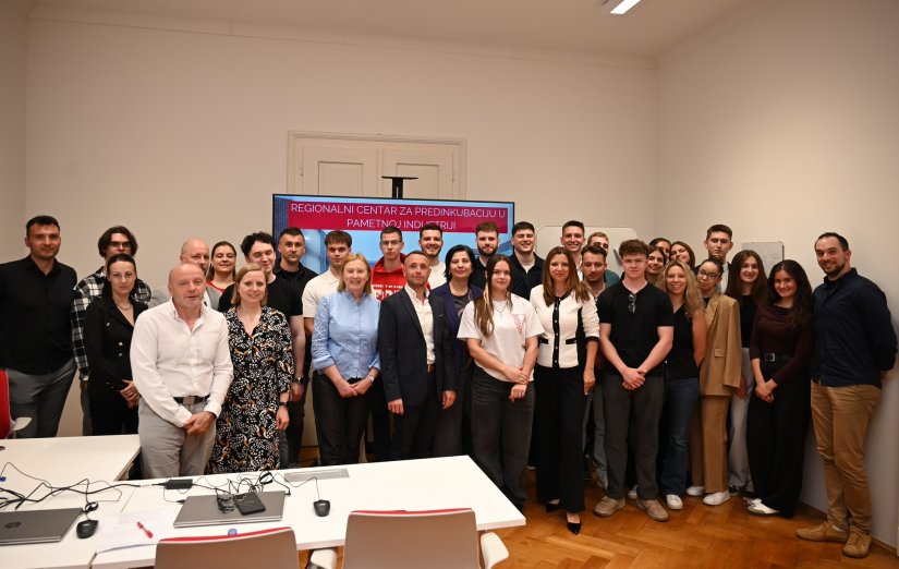 FOTO Sedam studentskih timova zavr&scaron;ilo FOI-jev prvi predinkubacijski program