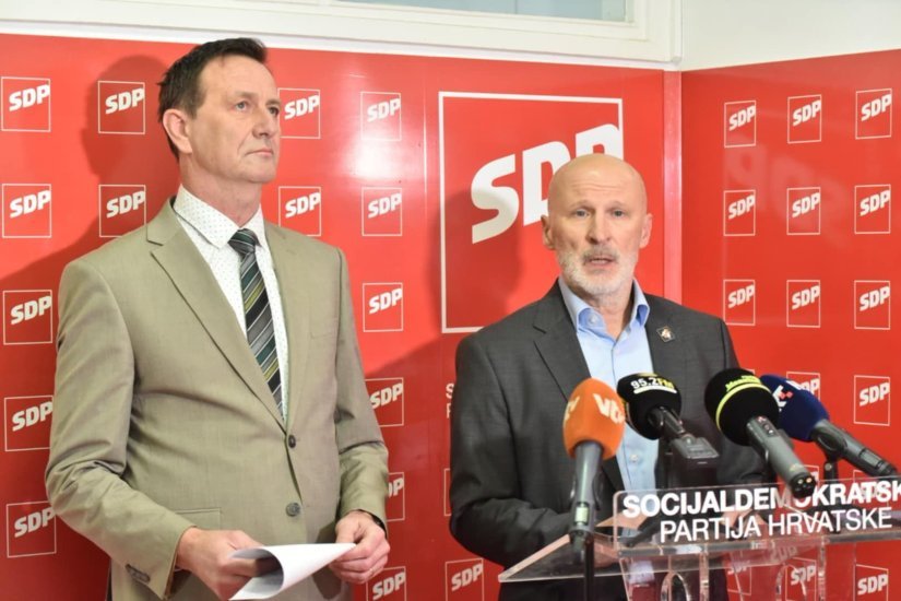 Bosilj i Ister: "Kada čovjek pomisli da se niže u politici ne može ići..."