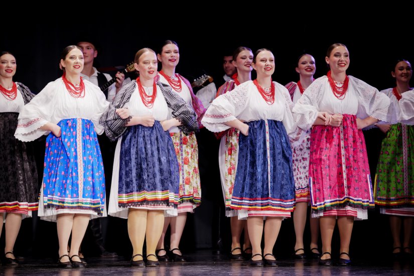 FOTO Varaždinski folklorni ansambl i KUD &ldquo;Salinovec&rdquo; najuspje&scaron;niji na 22. županijskoj smotri folklora