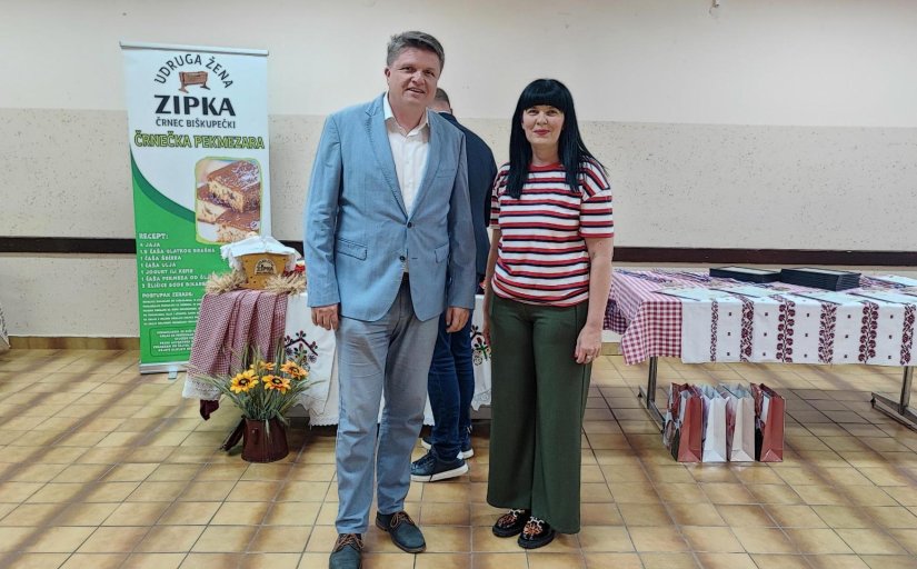 Udruga žena ZIPKA Črnec Bi&scaron;kupečki održala manifestaciju &bdquo;KAJ SU JELI NA&Scaron;I STARI&ldquo;