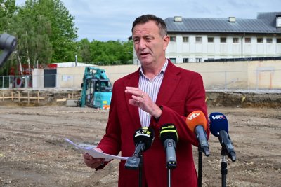 Bosilj: Kakva je to država u kojoj je ministarstvo bespravni graditelj?