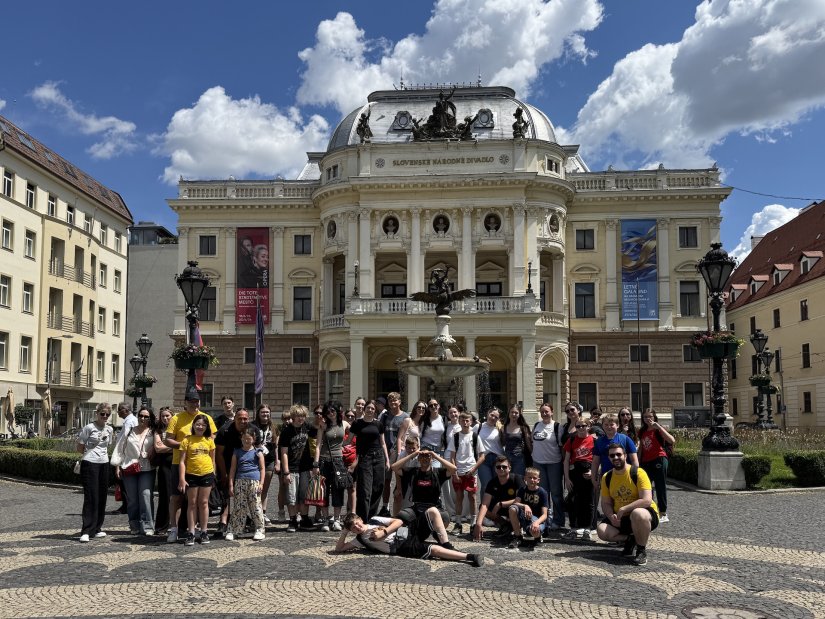 FOTO Dječje folklorno dru&scaron;tvo &ldquo;Sončece&rdquo; uspje&scaron;no predstavilo Varaždin u Slovačkoj