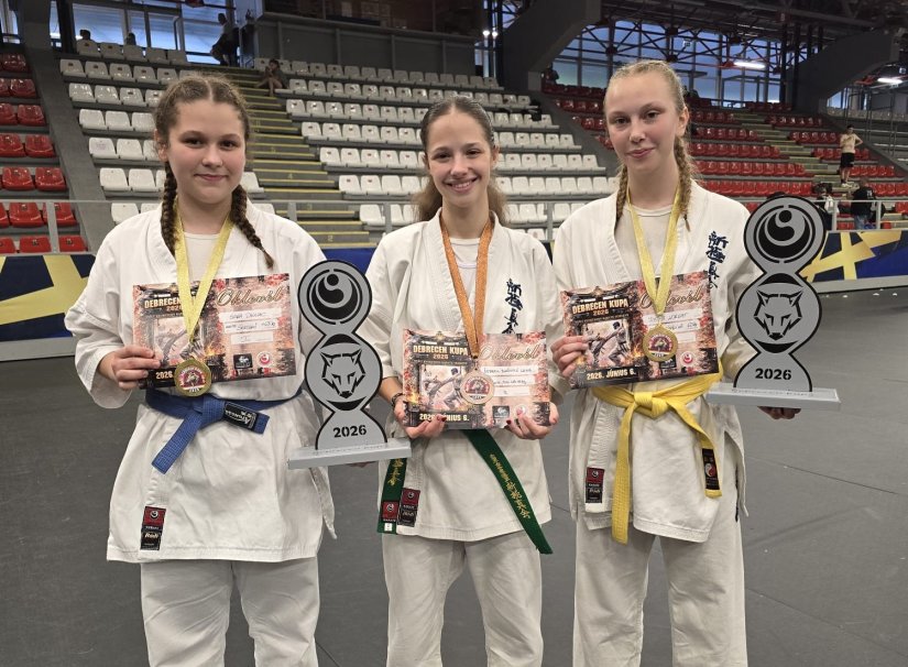 Dva zlata i bronca za Karate klub AIK na velikom međunarodnom turniru u Debrecenu