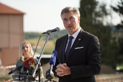 Premijer Plenković sutra na svečanom otvorenju Centralnog operacijskog bloka varaždinske bolnice