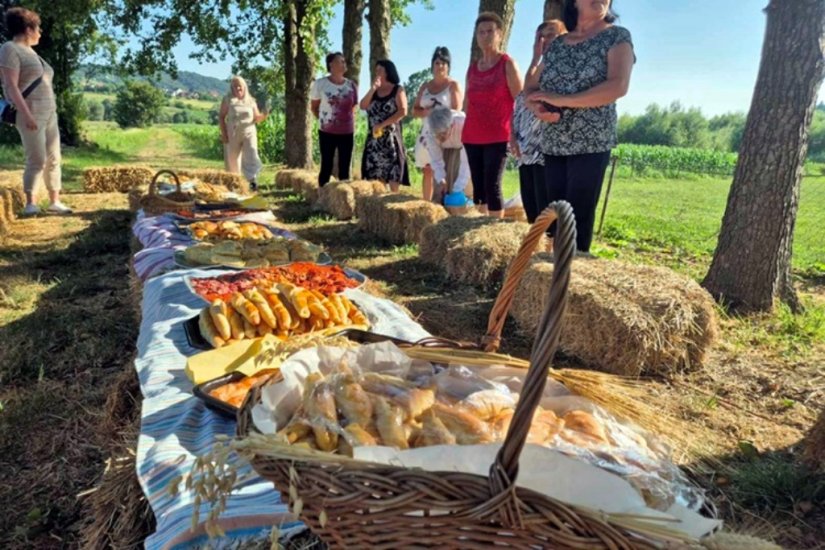 U Gre&scaron;ćevini ove subote tradicionalna ručna žetva raži i proslava 15 godina Udruge Biserna Dolina