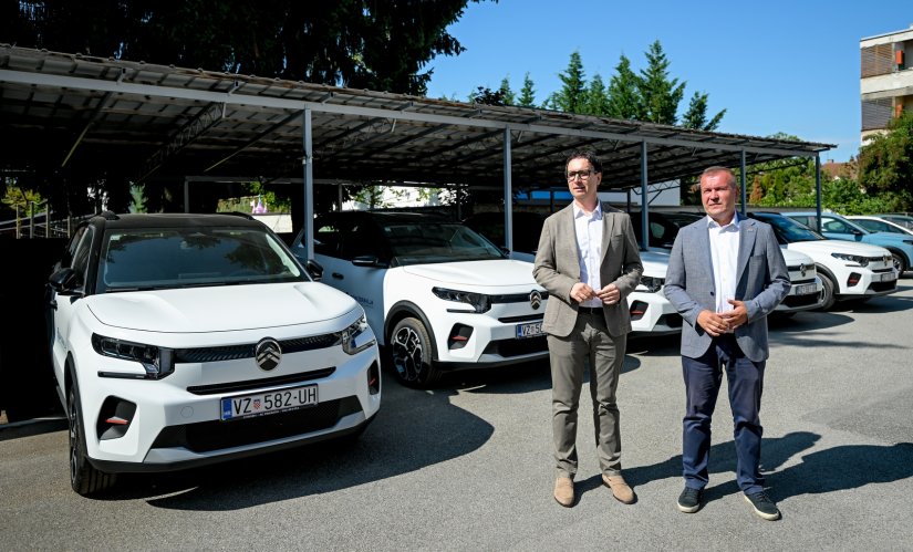 FOTO Patronažne sestre dobile pet novih vozila, Dom zdravlja nakon ljeta pokreće program rane intervencije u djetinjstvu