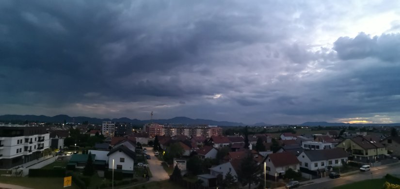 DHMZ izdao upozorenje: prijeti grmljavinsko nevrijeme i tuča