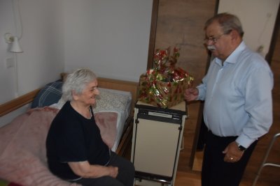 Načelnik Mirko Korotaj čestitao rođendan Tereziji Lazar, najstarijoj stanovnici Općine Cestica