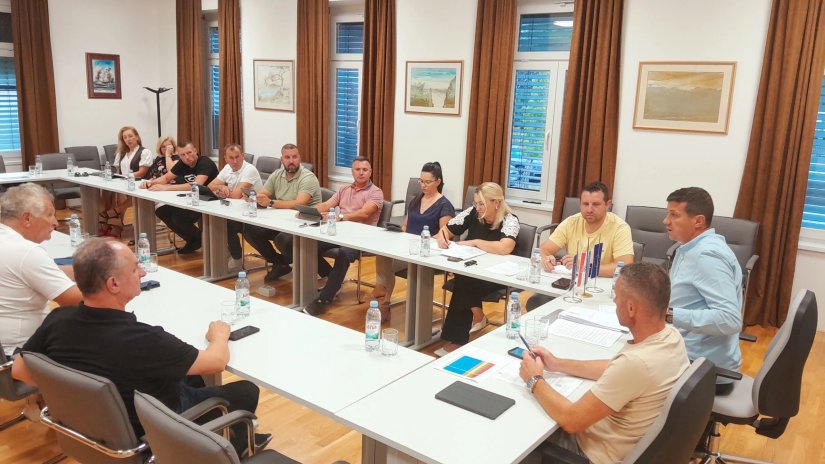 GORNJI KNEGINEC Usvojen rebalans proračuna; ugovaraju se radovi na uređenju igrali&scaron;ta u Lužanu