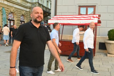Hajda&scaron; Dončić: Desničari, nemojte biti pijuni HDZ-a, dođite i vi na prosvjed!