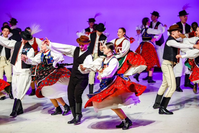 FOTO Subotnja večer na Europskom trgu s plesovima sa svih strana