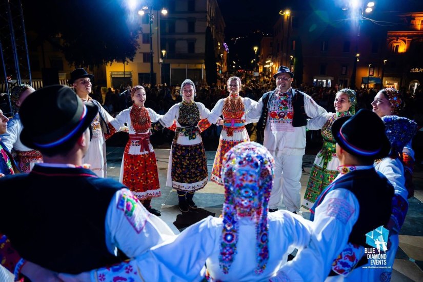 Večer hrvatskog folklora u 19 sati na Europskom trgu