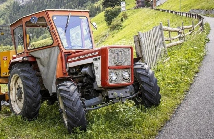 Vozio s 2.39 promila alkohola u krvi pa udario u traktor