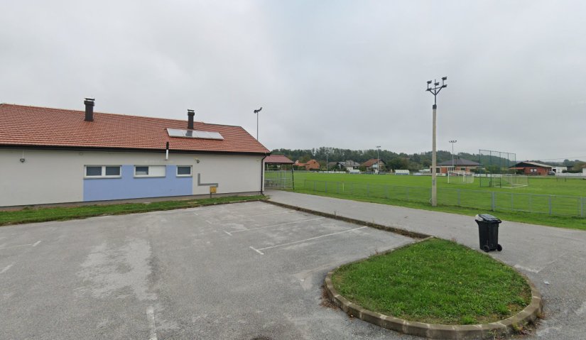 Maloljetnici prona&scaron;li ključ kluba pa nogometa&scaron;ima ukrali računalo, zvučnik i novac