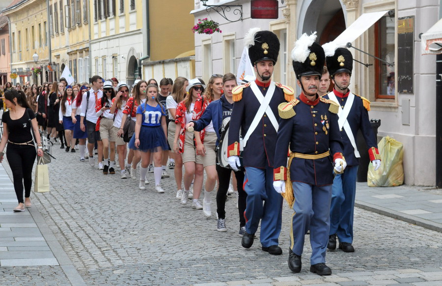 varazdin_maturanti_quadrille_07.JPG