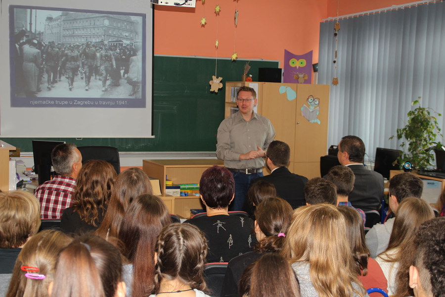 zamjenik_ceskog_veleposlanika_u_lepoglavi_4_predavanje.jpg