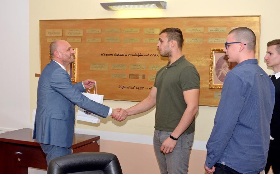 110419_prijem_fight_club__3.jpg
