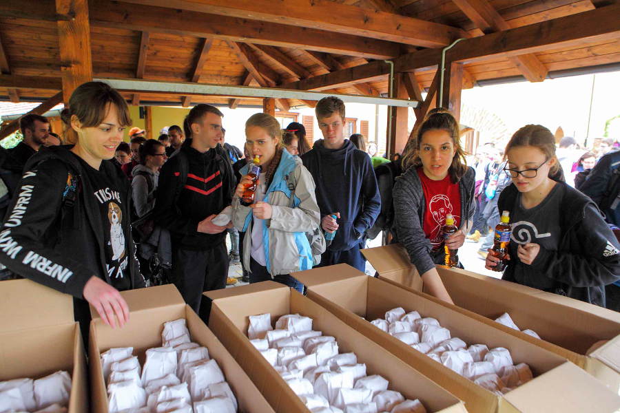 krizni_put5-planinari-060419.jpg