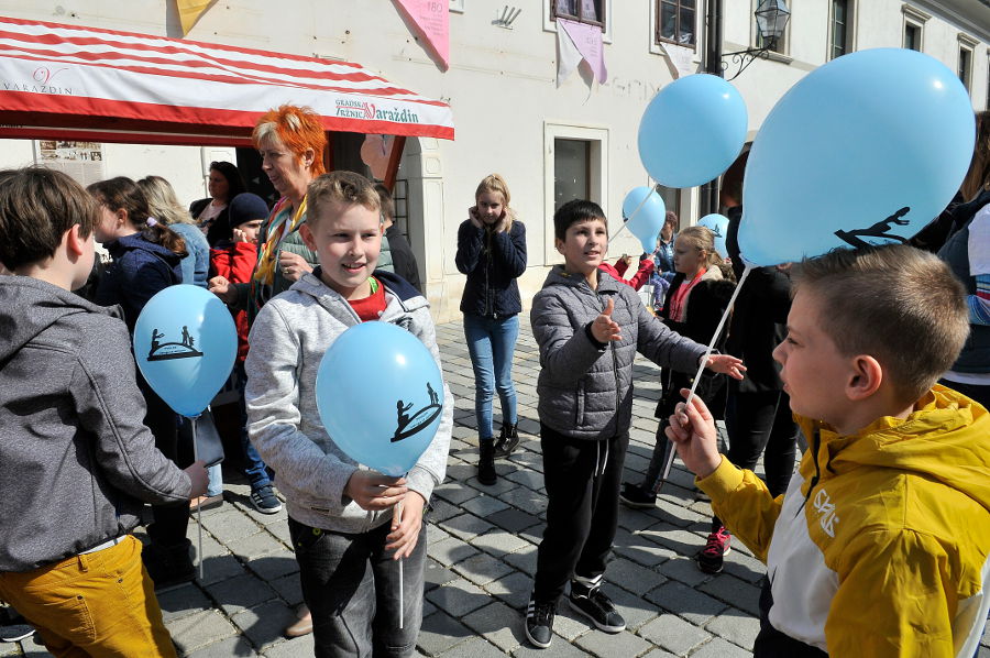 svjetski_dan_svjesnosti_o_autizmu_varazdin_05.JPG