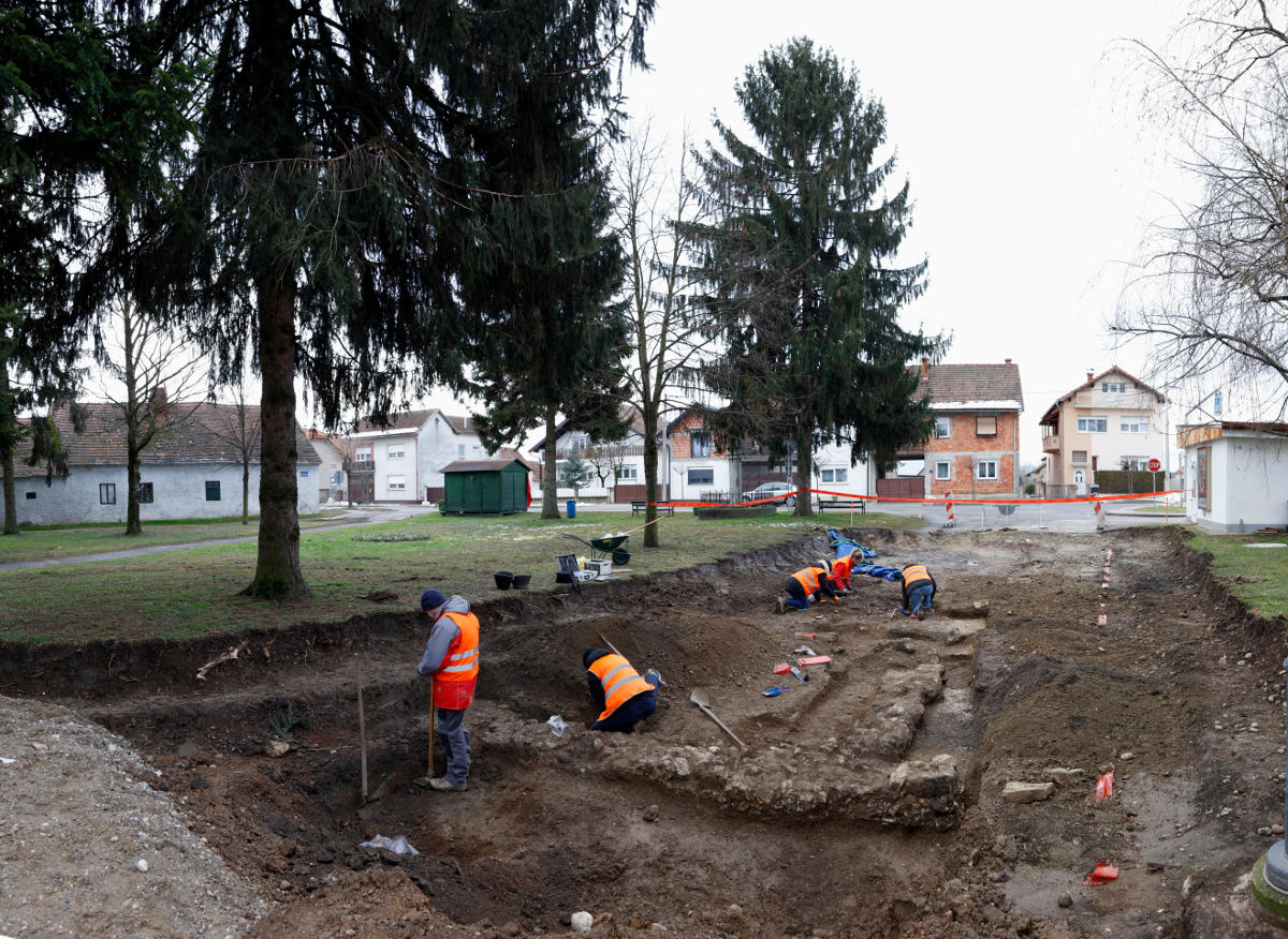 petrijanec_rekonstrukcija_trga_23022021_08_panorama.jpg