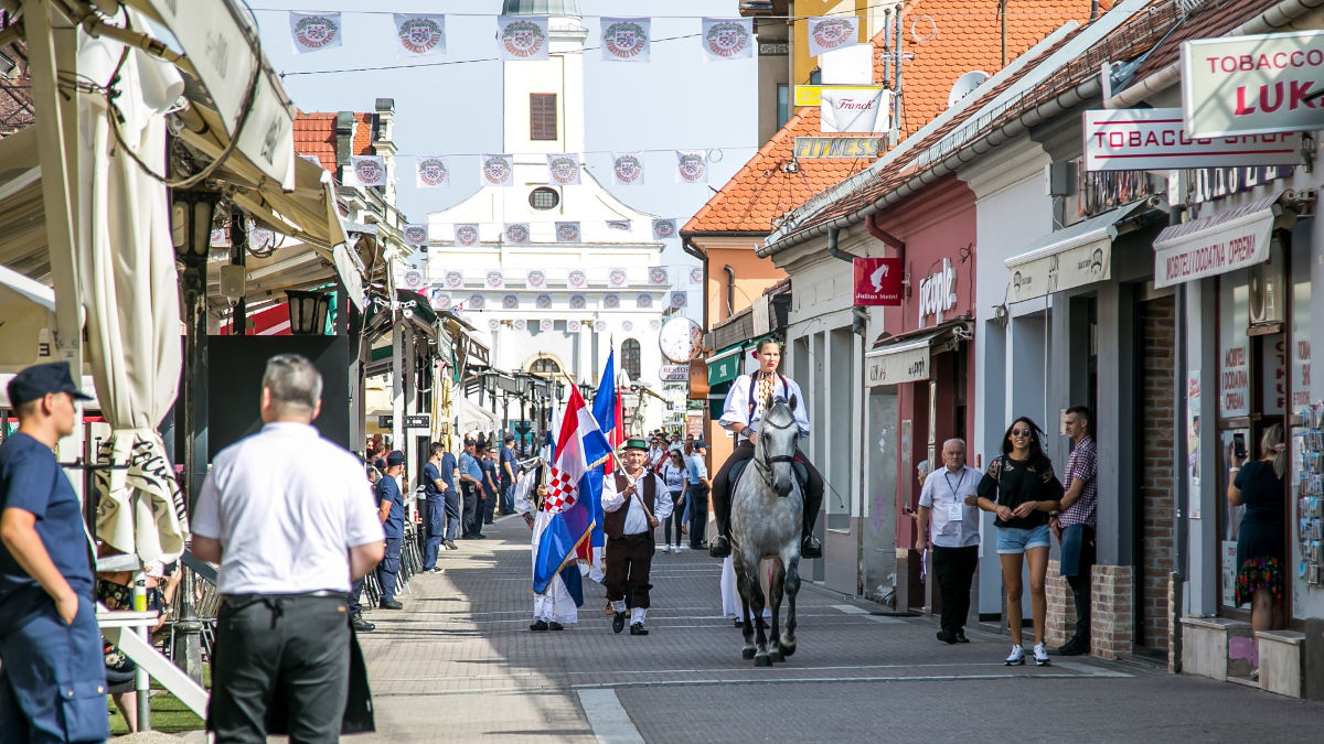 040721-djakovacki_vezovi-kuburasi_marusevec_01.jpg