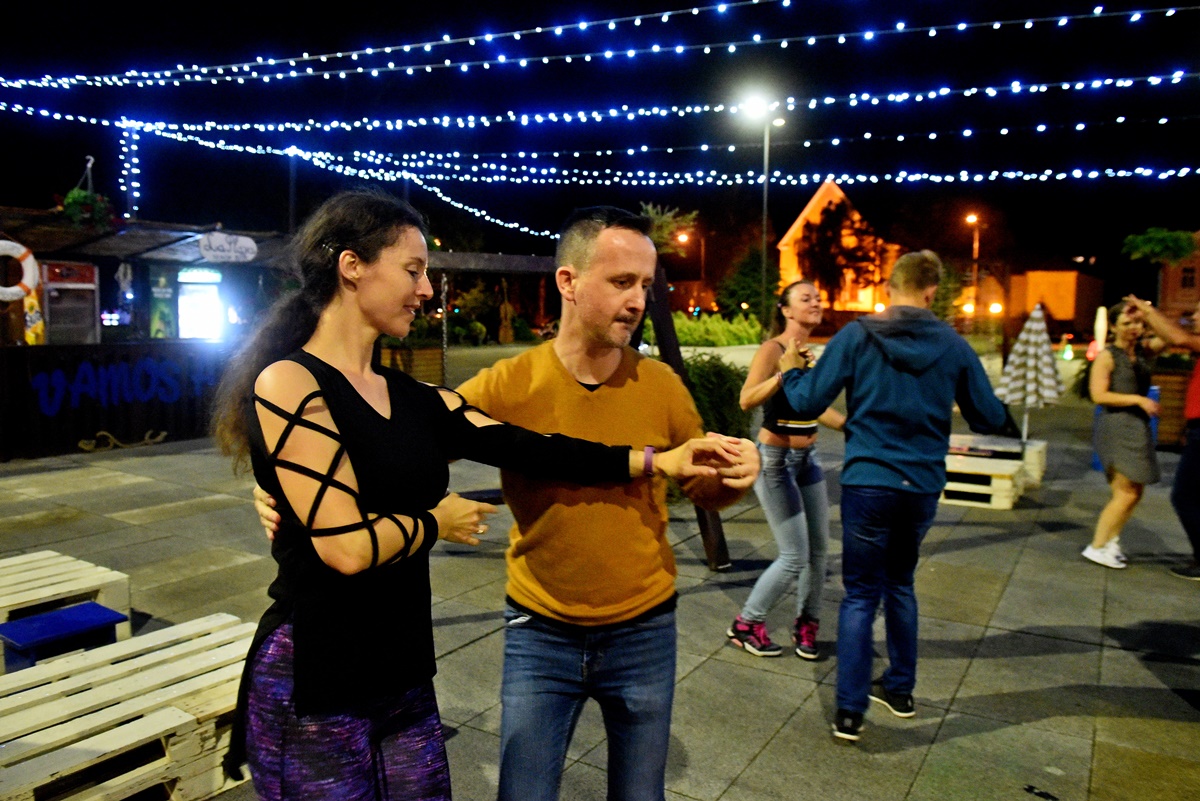 plesna_vecer_spancirfest_salsa_23082021_09.JPG