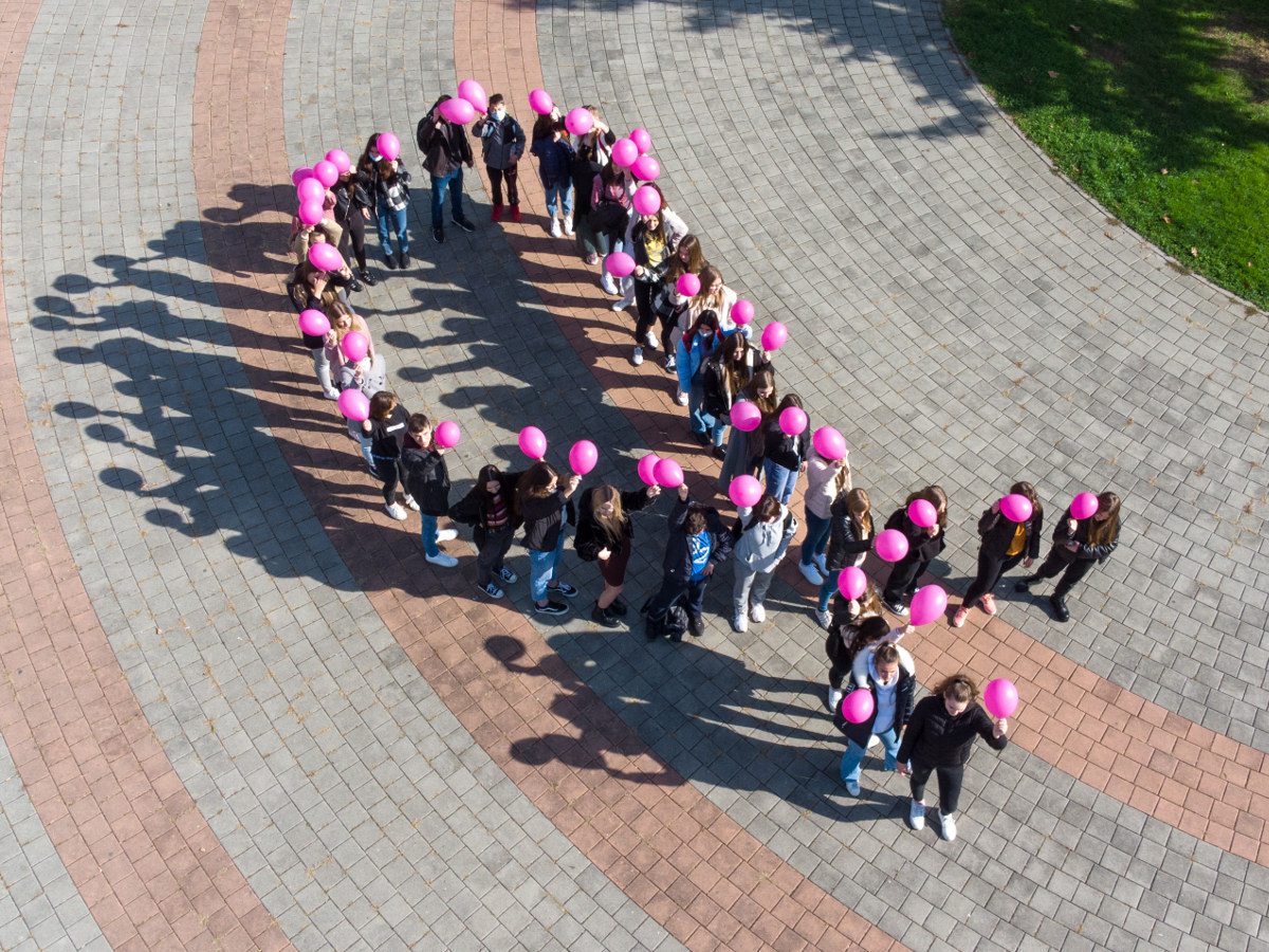 gospodarska_skola_varazdin_mama_budi_zdrava_ruzicasti_listopad_2021_3.jpg