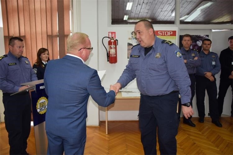 pu_varazdinska_dan_policije_pohvalnice_2021_7.jpg