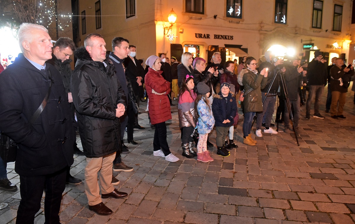 adventski_kalendar_zupanijska_palaca_varazdin_01122021_4.JPG