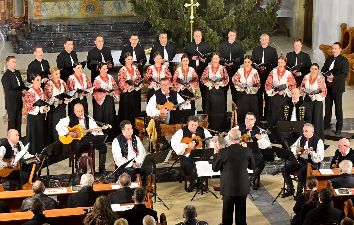 lado_koncert_varazdin_21122021_9.JPG