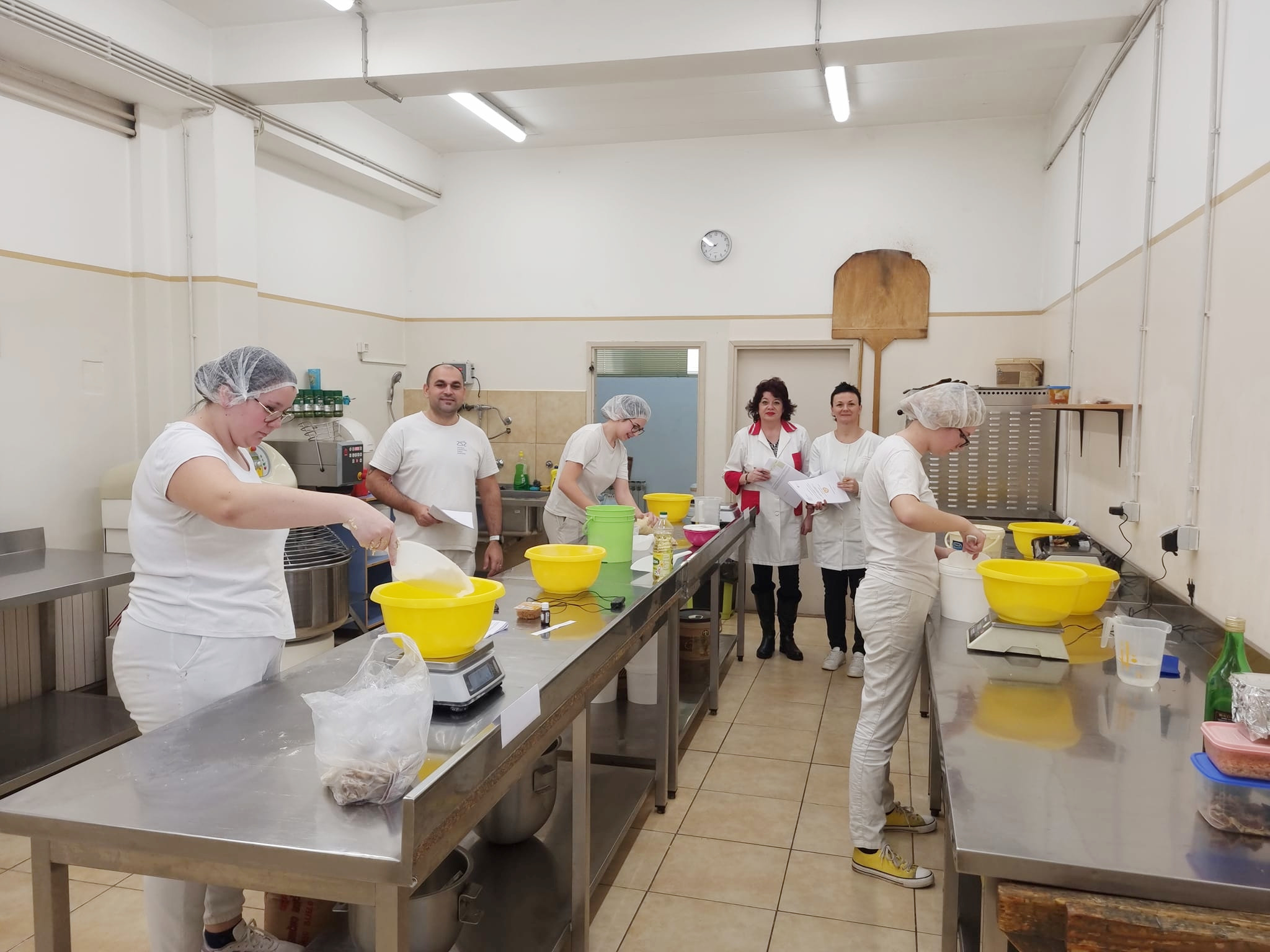 Srednja_strukovna_skola_Varazdin_upisi_u_srednje_skole_2023_3_Pekarski_praktikum.jpg