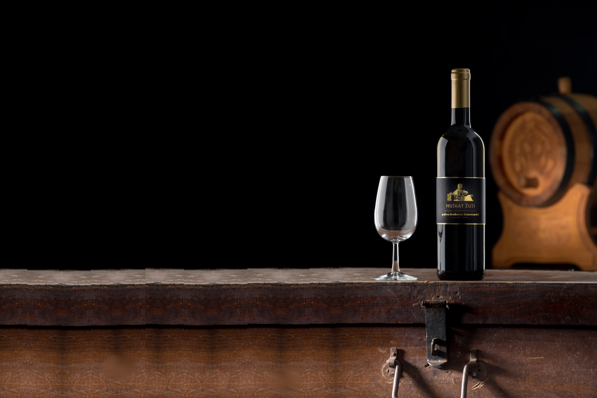 ivanec_vino_decanter.jpg