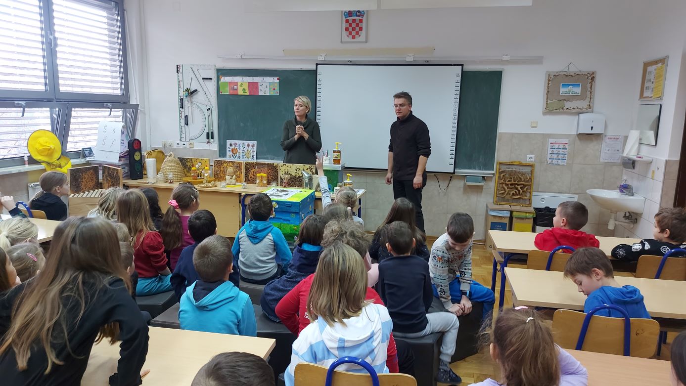 6_osnovna_skola_varazdin_medni_dan_07122023_01.jpg