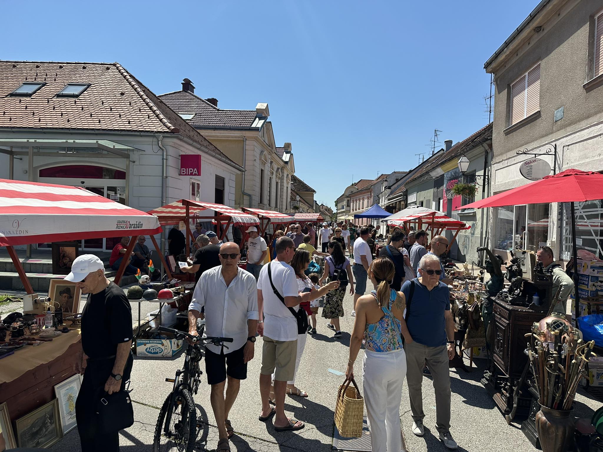 sajam_antikviteta_arhiva_gradska_trznica_1.jpg