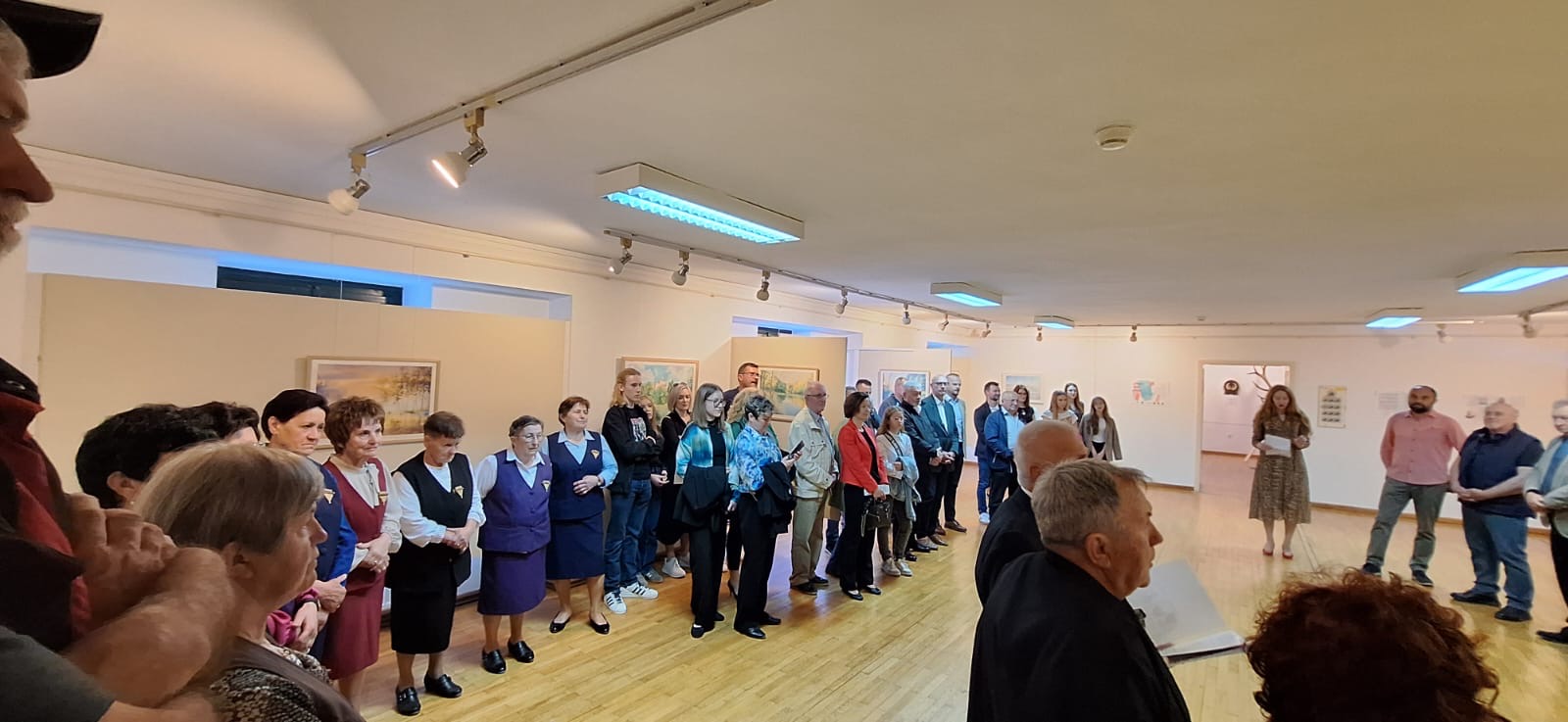 dvor_trakoscan_izlozba_Linija_koja_spaja30042025_4.jpeg